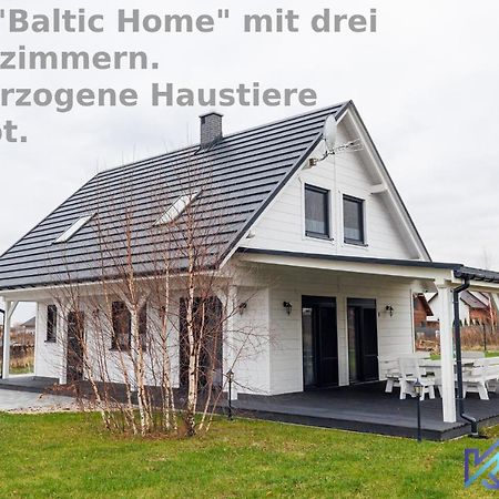 Dom Wakacyjny Baltic Home & Dom Baltic Home Garden Inn Zastan エクステリア 写真