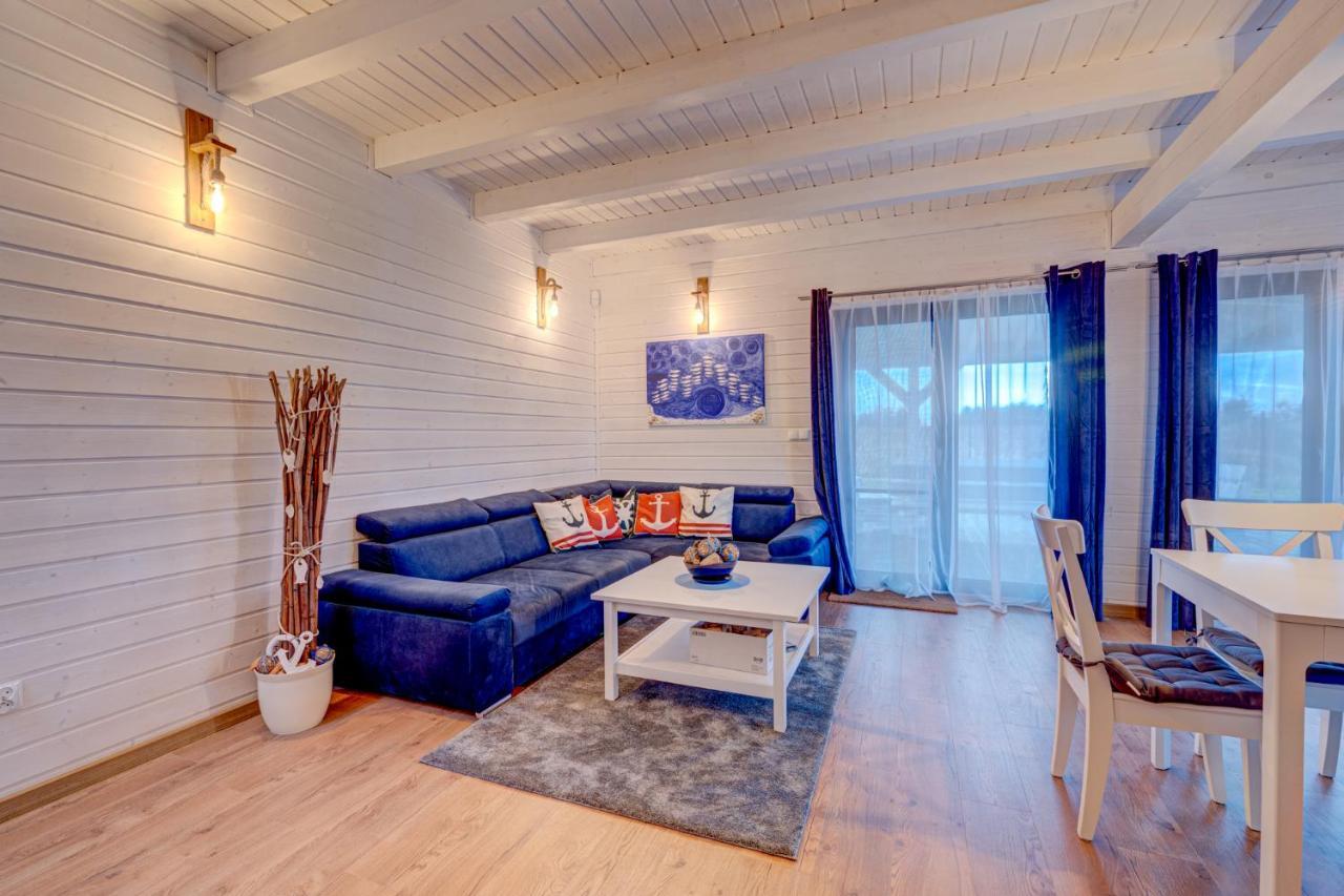 Dom Wakacyjny Baltic Home & Dom Baltic Home Garden Inn Zastan エクステリア 写真
