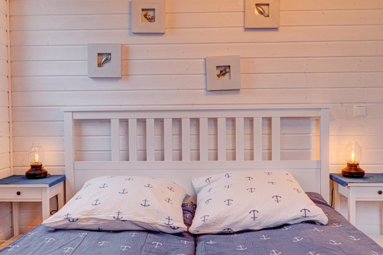Dom Wakacyjny Baltic Home & Dom Baltic Home Garden Inn Zastan エクステリア 写真